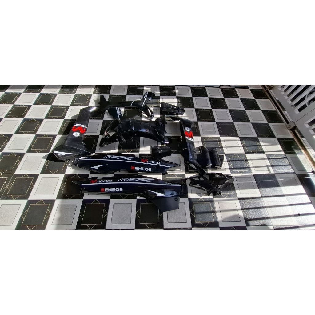 bodi set Fiz R movistar hitam