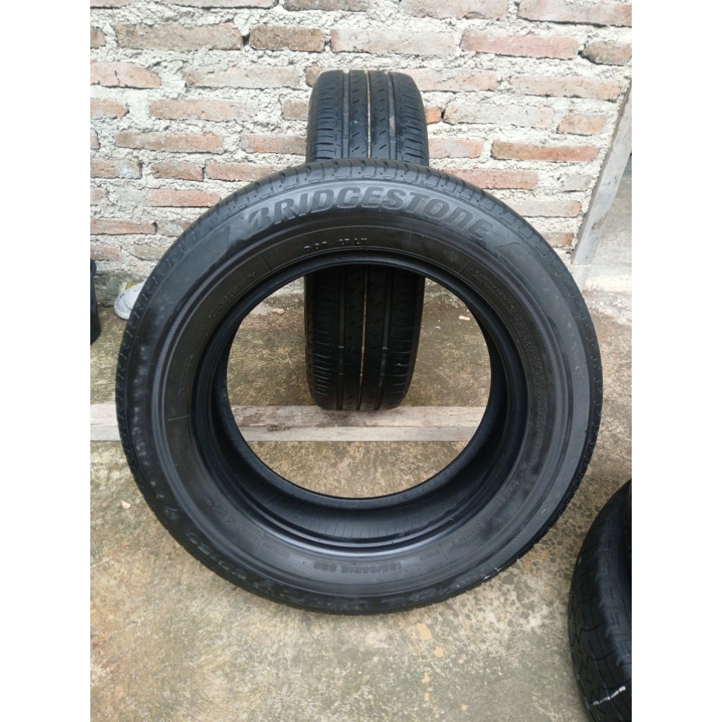 Ban Bridgestone 185/65 R15
