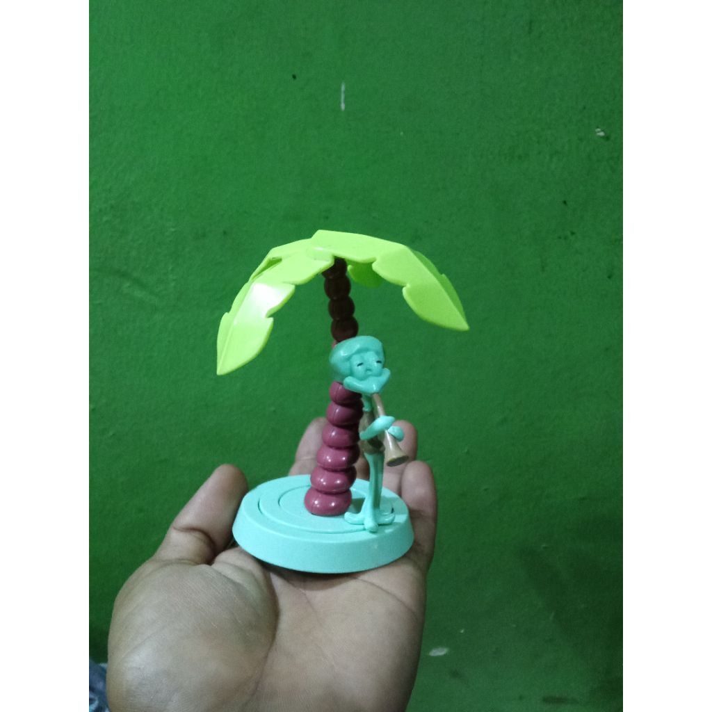 mainan figure Squidward Spongebob