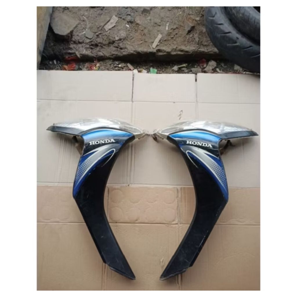 Cover Body Sayap 1Seat Lampu Sen Depan Honda Spacy Original Seken Siap Pakai