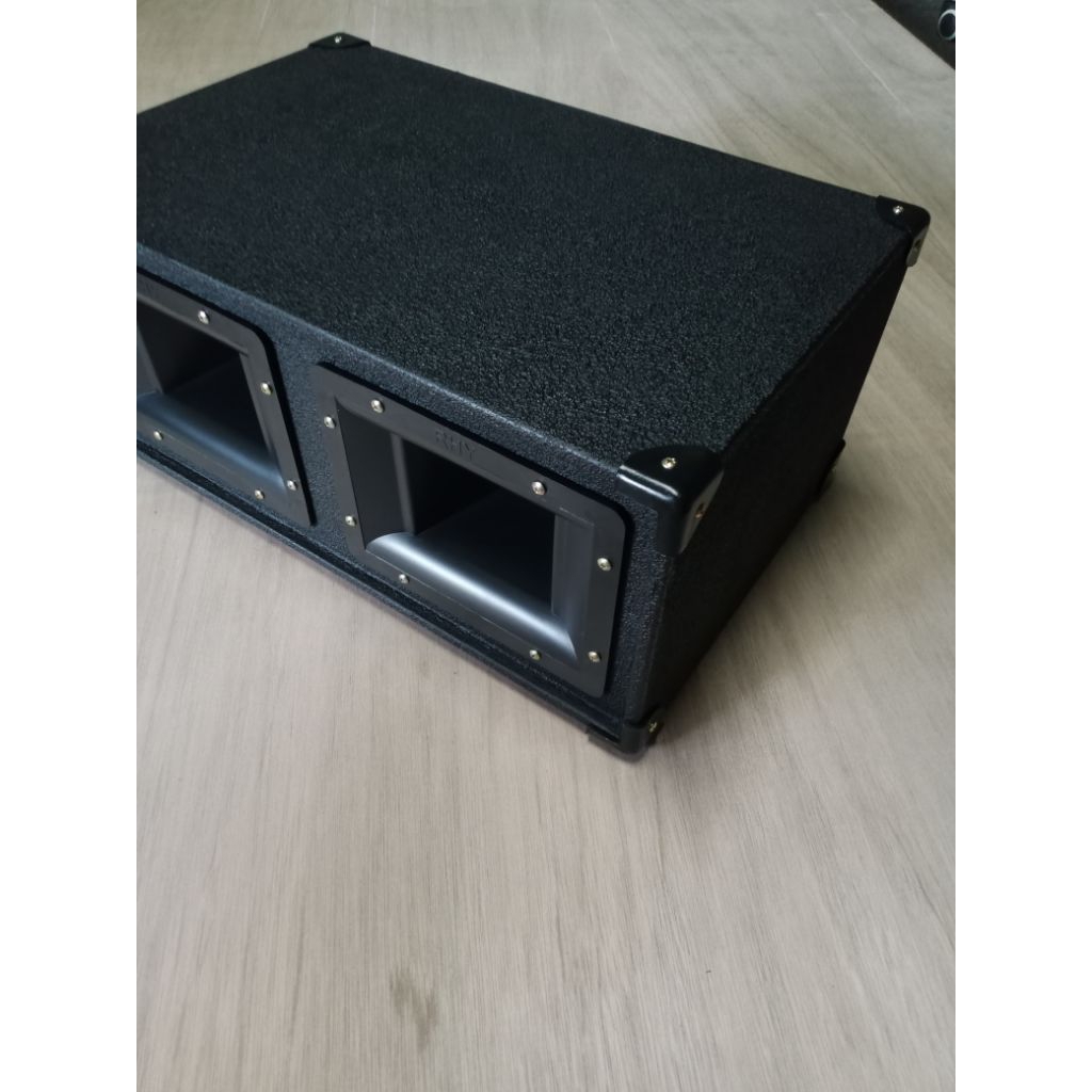 Double tweeter corong plus box driver blackspider 300W