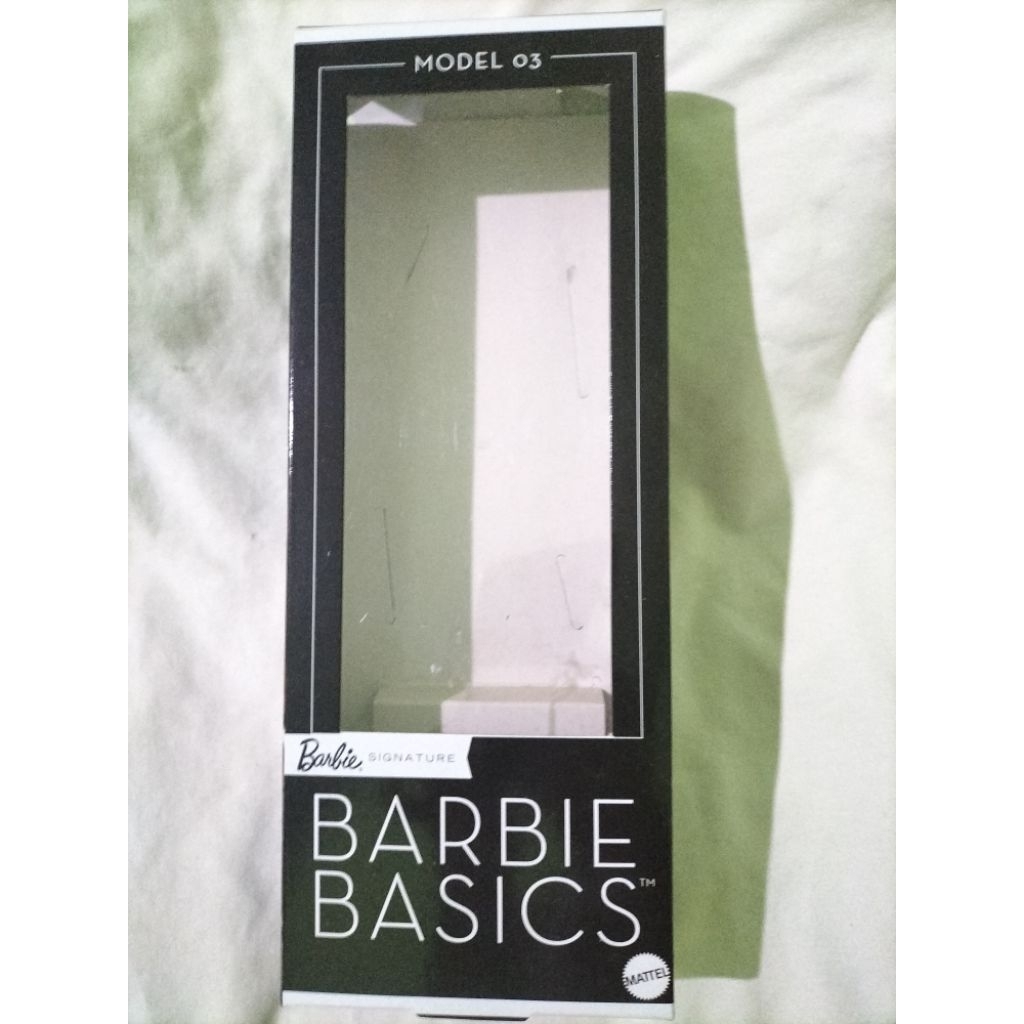 Barbie Box Deluxe Basics
