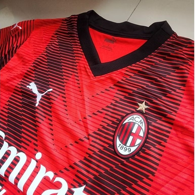 JERSEY ORIGINAL AC MILAN 2023/2024