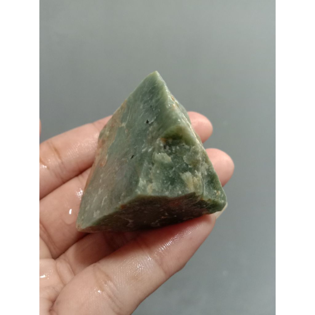 Rough Bahan Jadeite Jade Nabire Papua / Giok Nabire