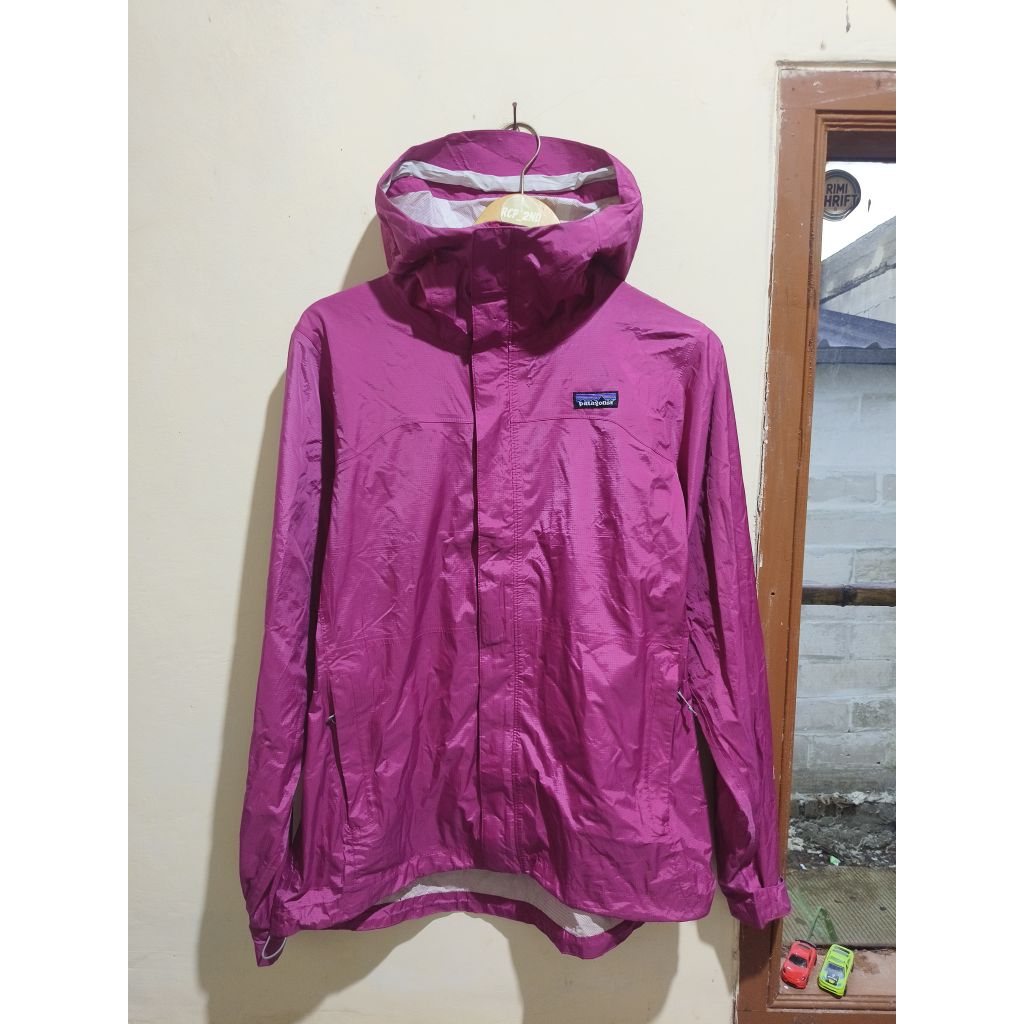 patagonia torrentshell rain waterproof