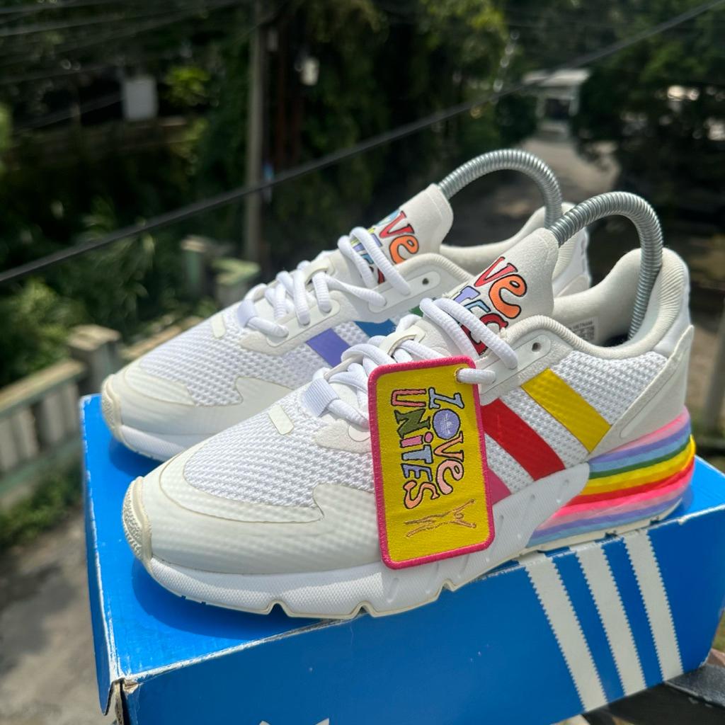 Adidas ZX 1K Boost Pride Oroginal Size 36.5