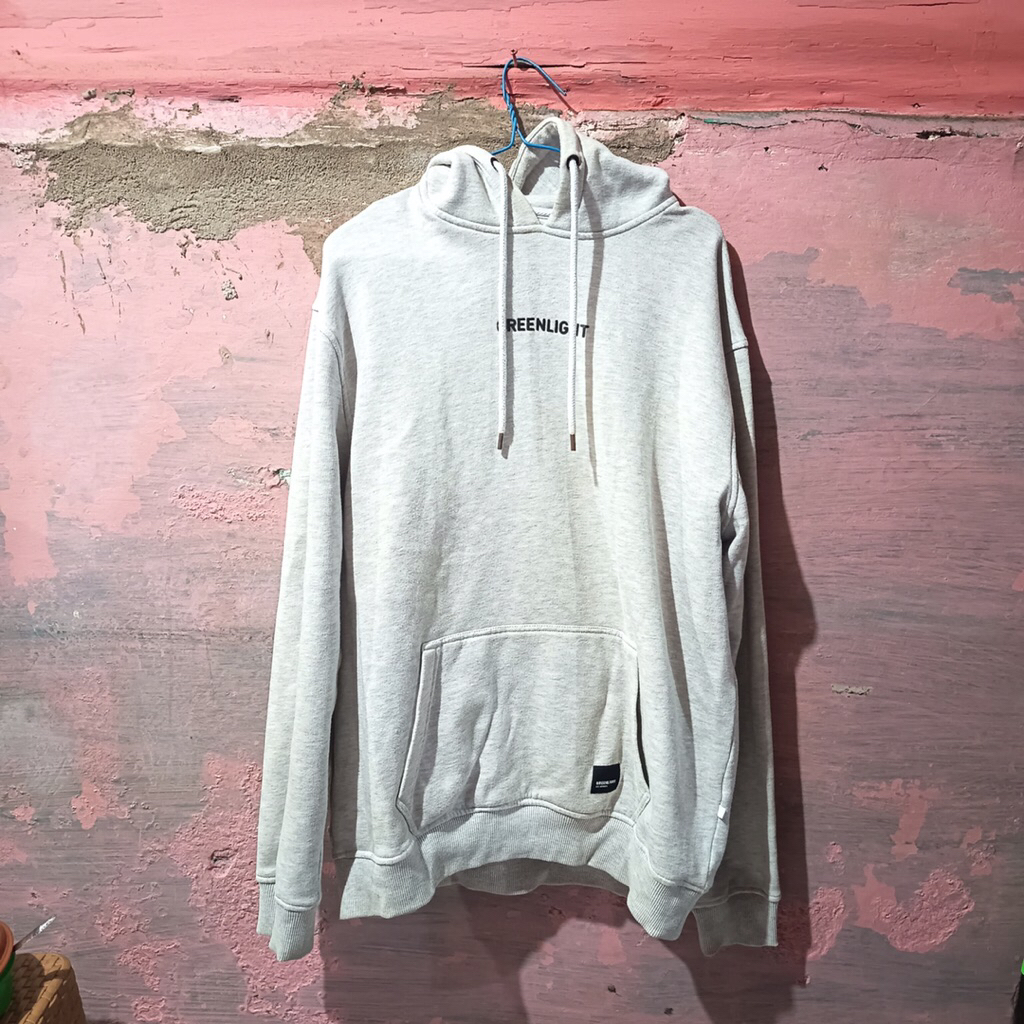 HOODIE GREEN LIGHT ORI ARIEL NOAH(SECOND) PUTIH