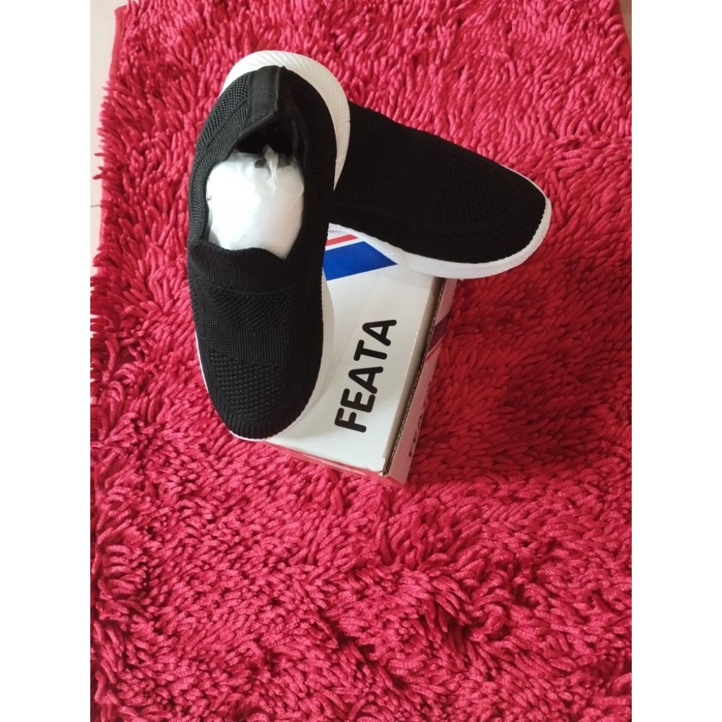 Sepatu Feata Unisex
