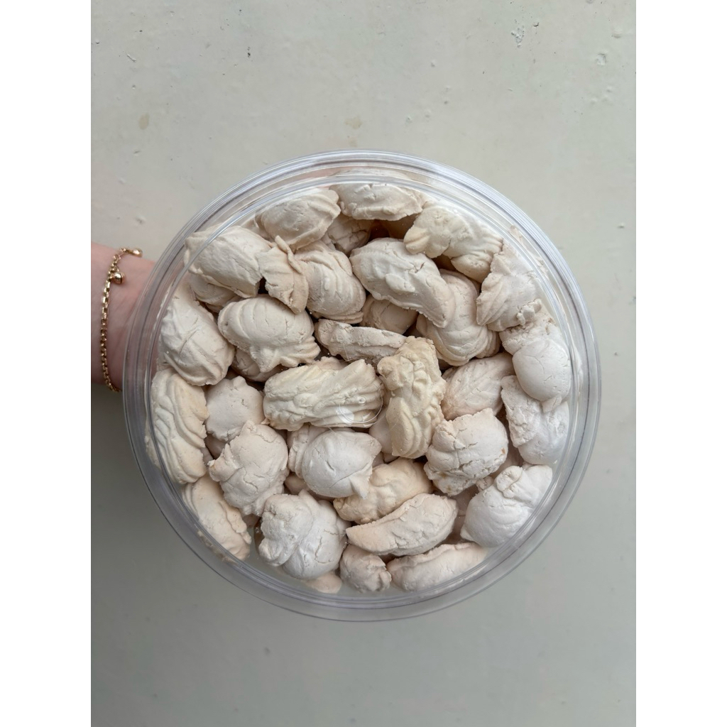 kue bangkit hewan santan mrsnack