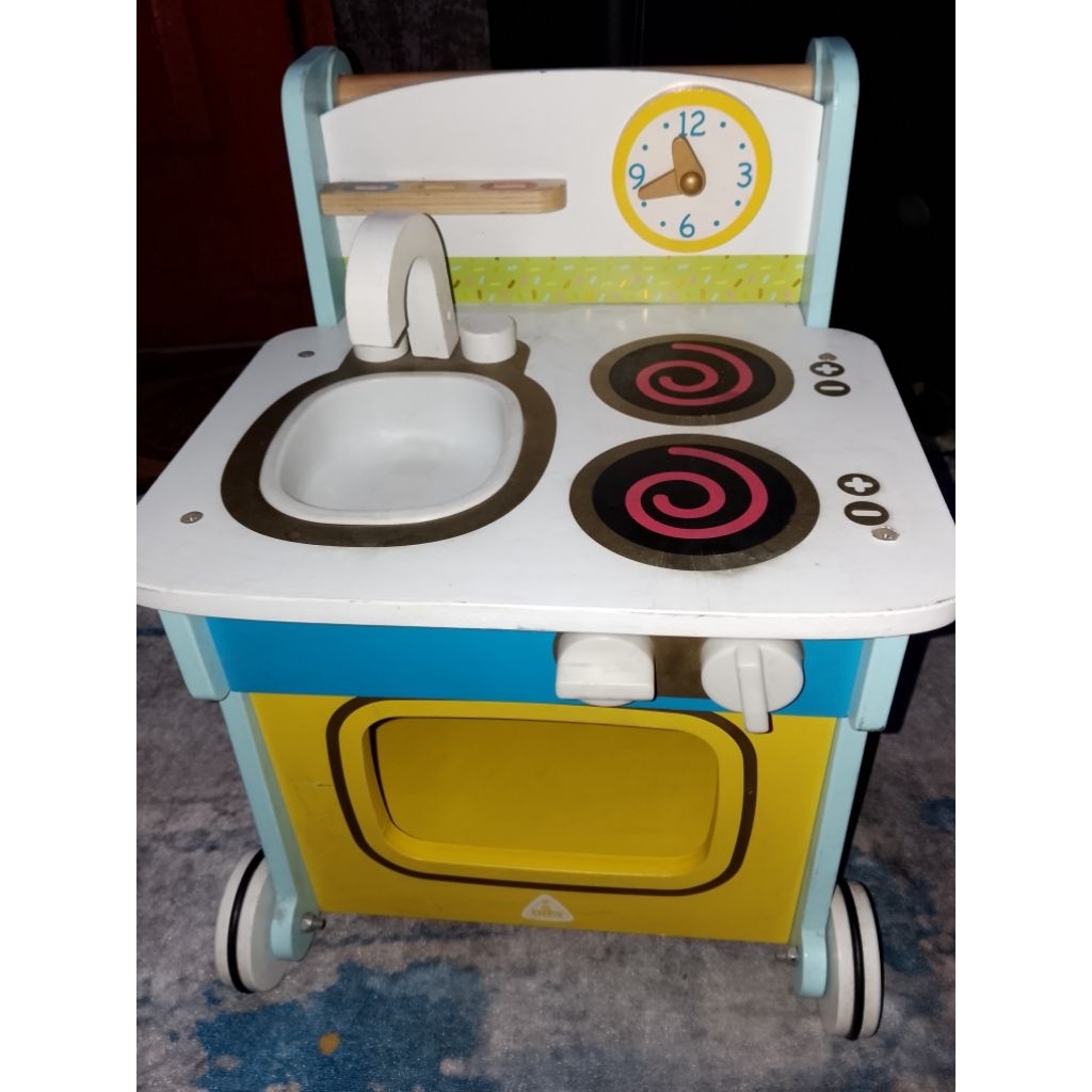 elc wooden activity kitchen