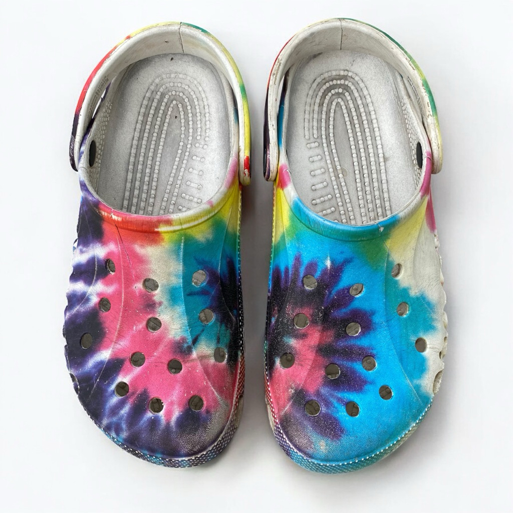 CROCS CLASSIC TIEDYE GRAPHIC CLOG MULTICOLOR