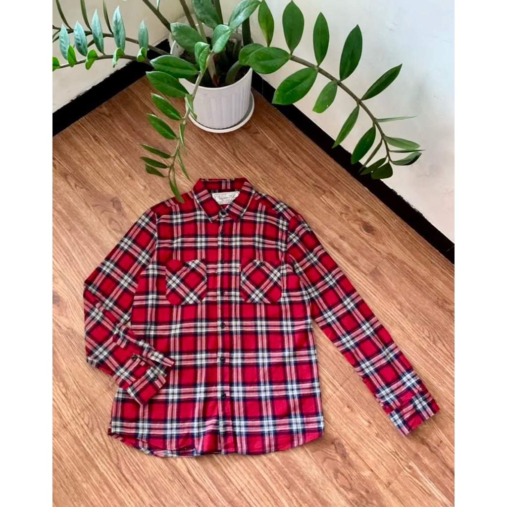 Underair Kemeja Flanel Lembut Lengan Panjang Kotak Merah (22L)