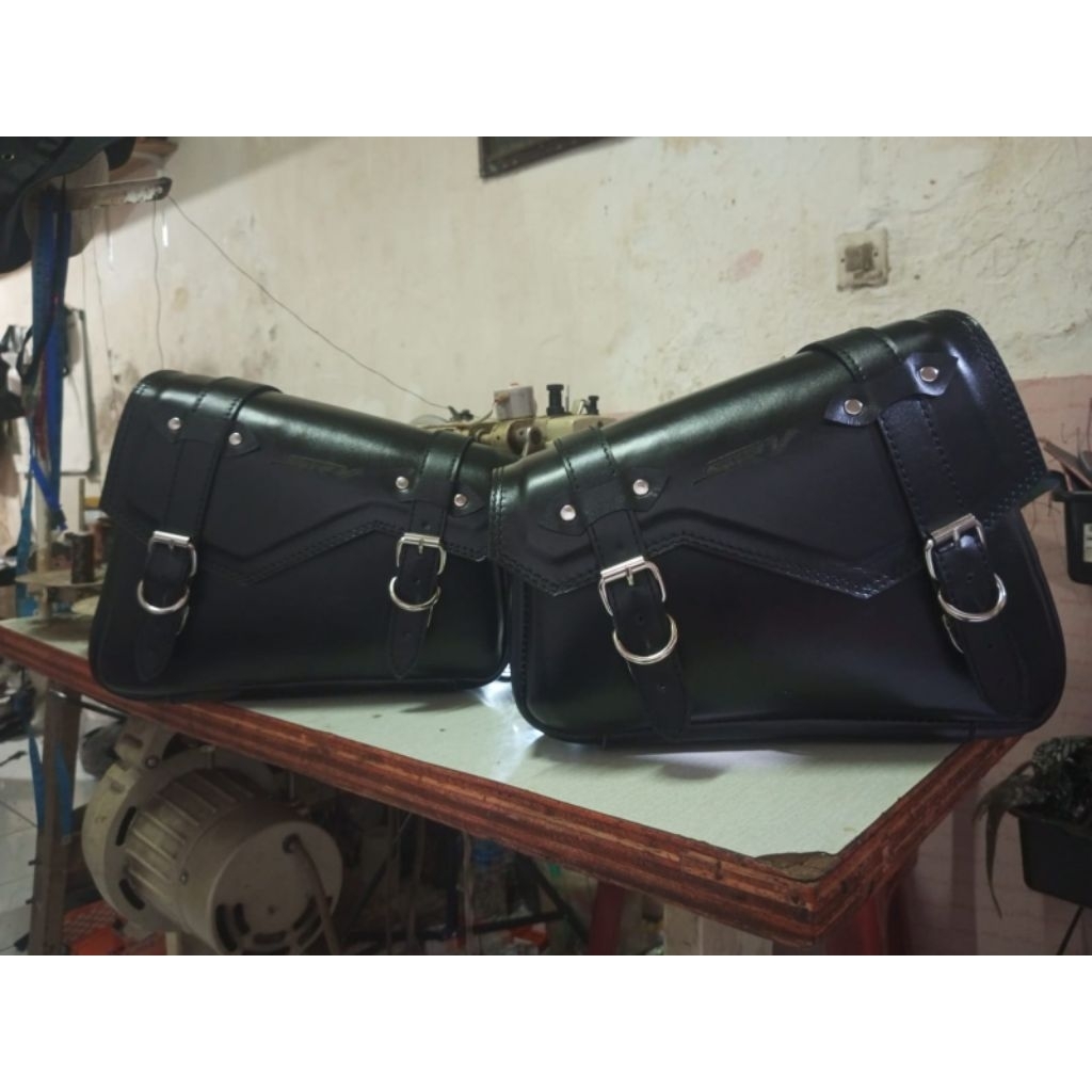 Tas kulit SRV 250 AMT