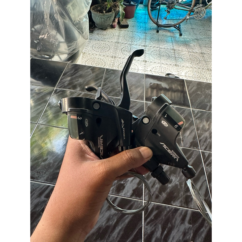 Brake Shifter Shimano Acera 3 x 9 Speed