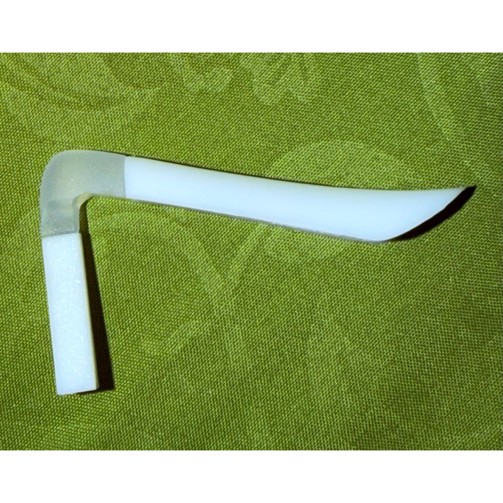 implant hidung tinggi