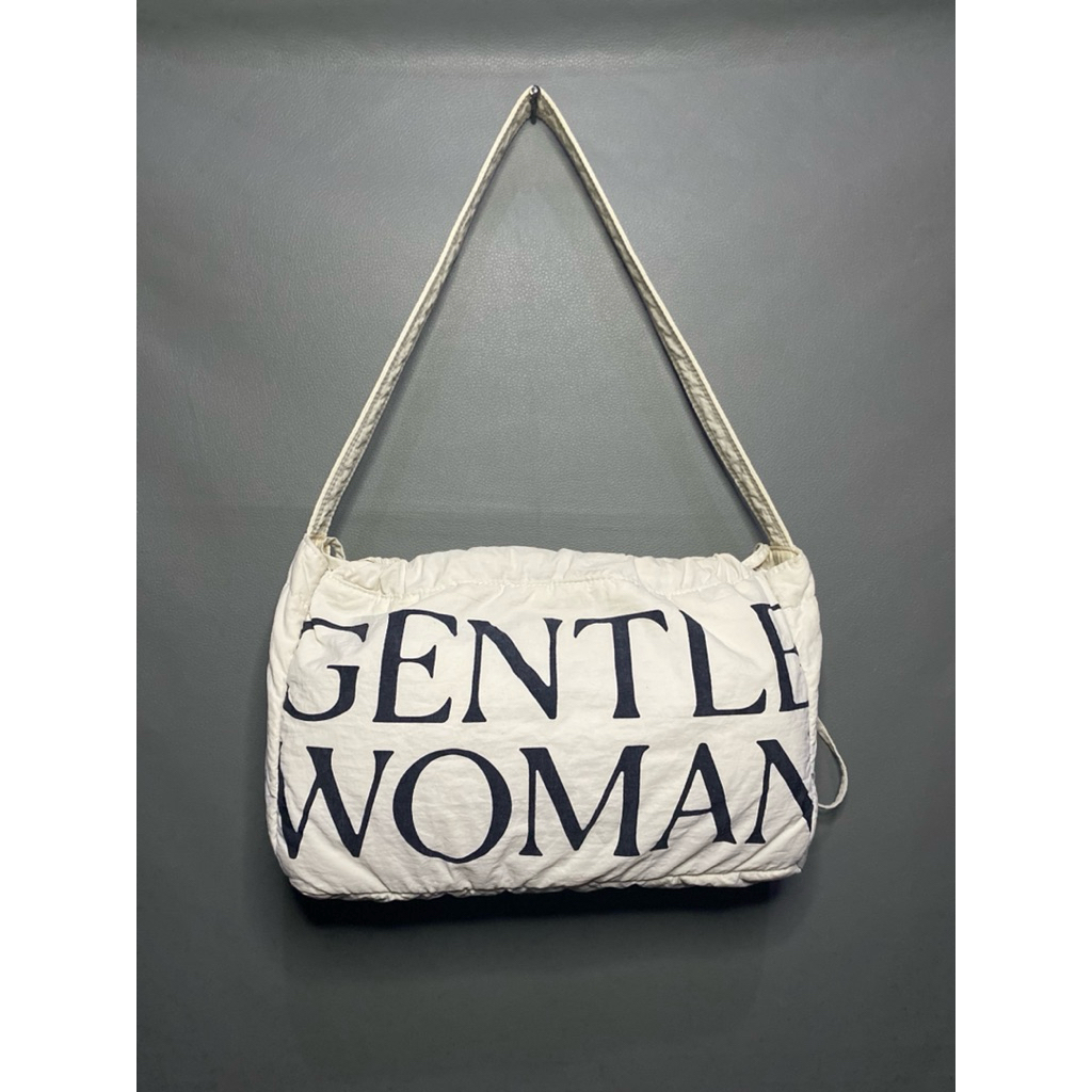GENTLE WOMAN DUMPLING BAG MEDIUM ORIGINAL / Gentle Woman Bag Wanita / GENTLEWOMAN SHOULDER BAG WANIT