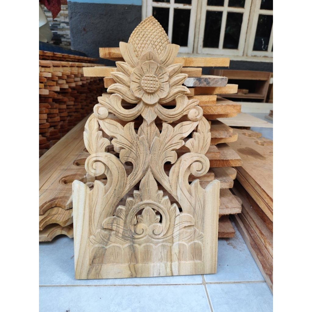 ukiran tempel Soko joglo 18an mawar