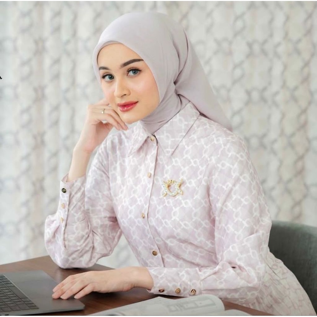 Wearing Klamby Monogram Pleated // Calya Shirt // Rosette Shirt // Seana Blouse // Nirmala Shirt // 