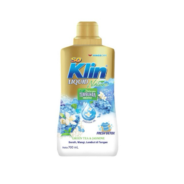 Soklin Deterjen Cair Botol Aroma Teh Hijau dan Melati 700 ml