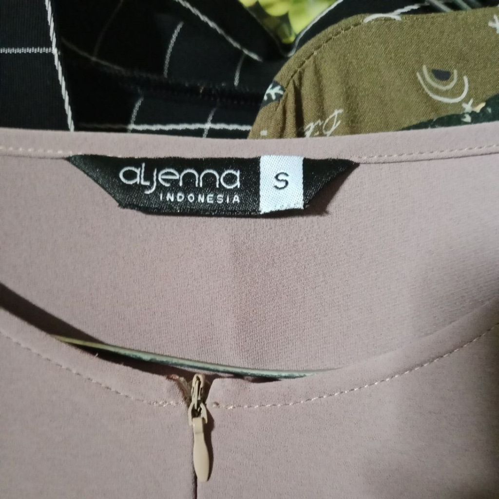aljenna preloved mina anti uv