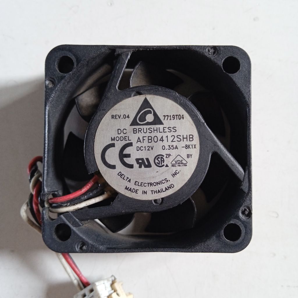 Kipas Delta DC 12V 0.35A 4x4 cm Tebal 1.5cm Fan Bekas