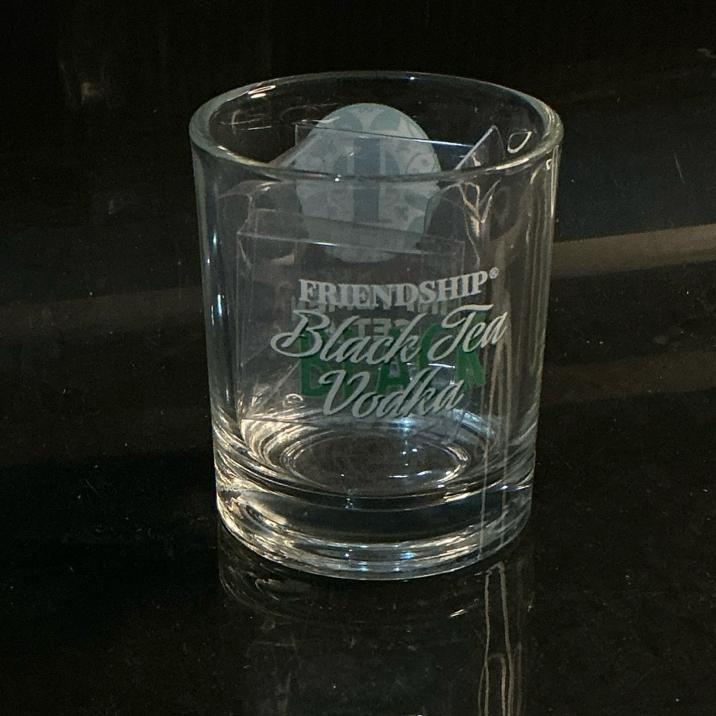 Gelas Vodka Firendship