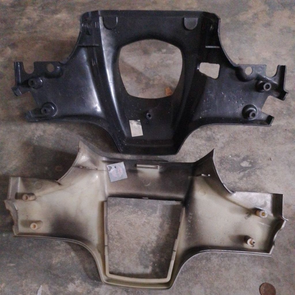 batok atas bawah c700