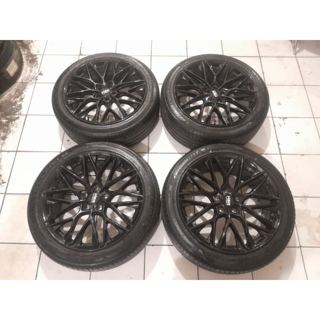 Velg Mobil Second HSR SLOUX Ring 20 pcd 5x114 Et40 + Ban 245 45 R20