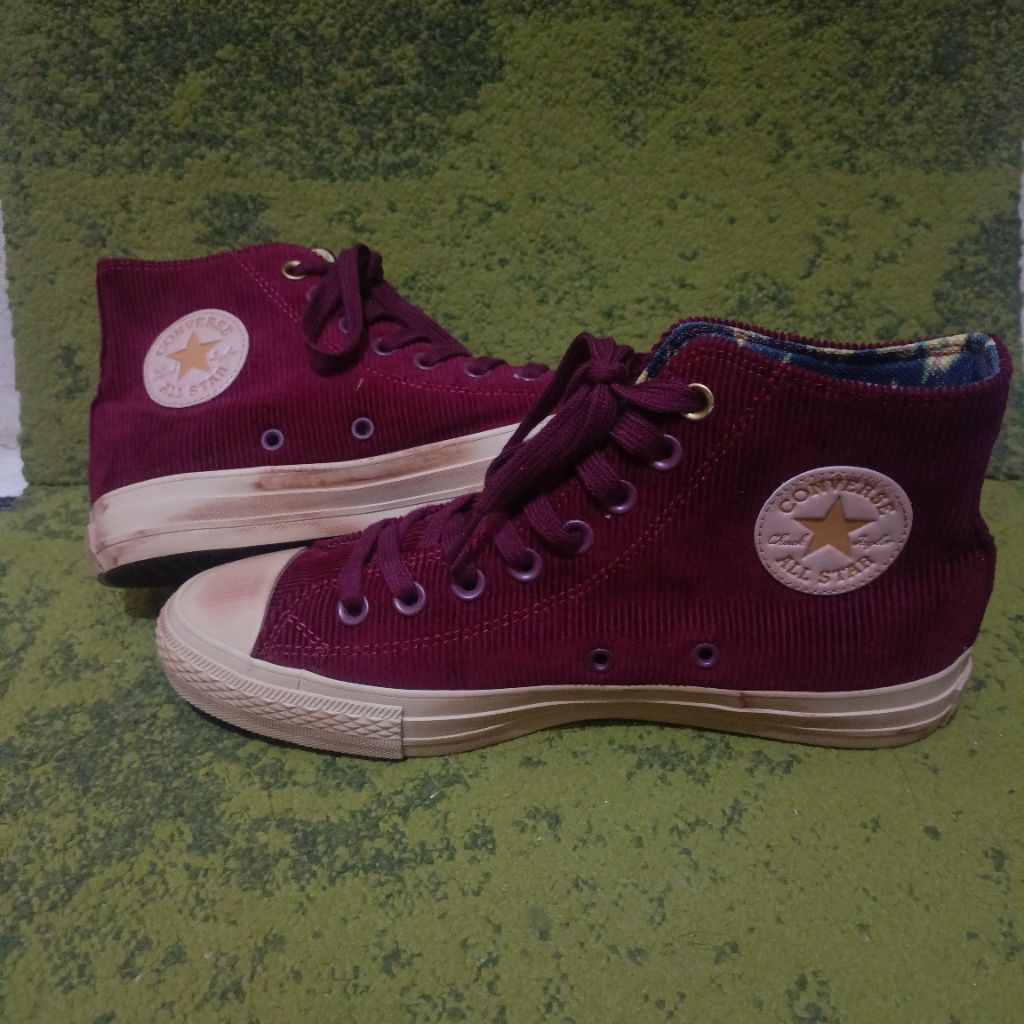 Preloved converse x wonka sz 41
