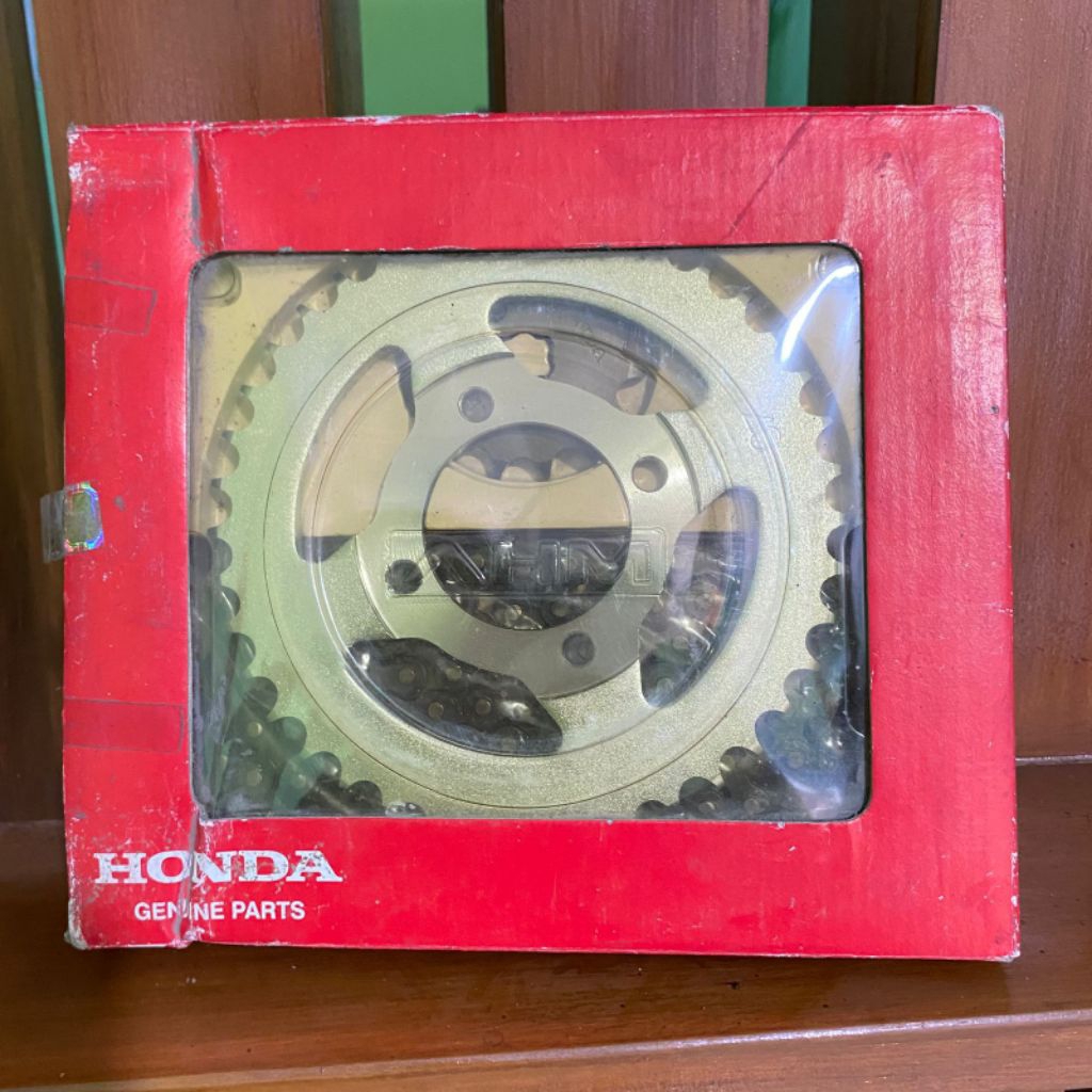 GEAR SET HONDA SUPRA 06401-KEV+881