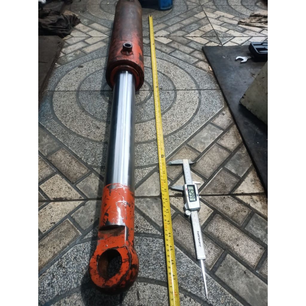 Silinder Hidrolik Jack Hidrolik bekas siap pakai