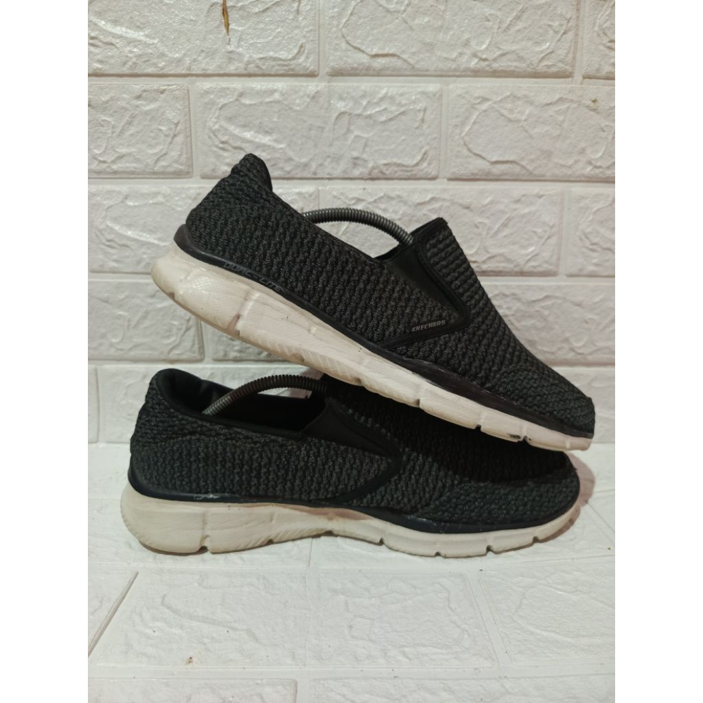 Sepatu Sneakers Sk£ch£rs Equalizer Slickster slip on size - 46