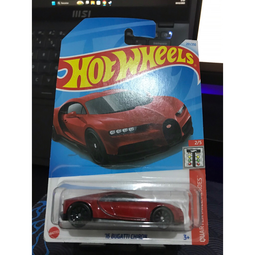 HOTWHEELS 16 BUGATI CHIRON