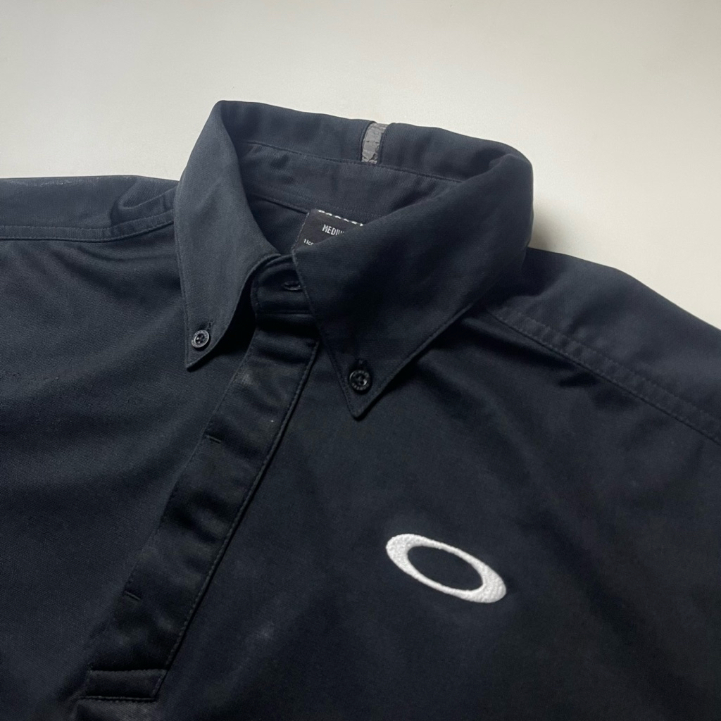 t-shirt kaos polo oakley