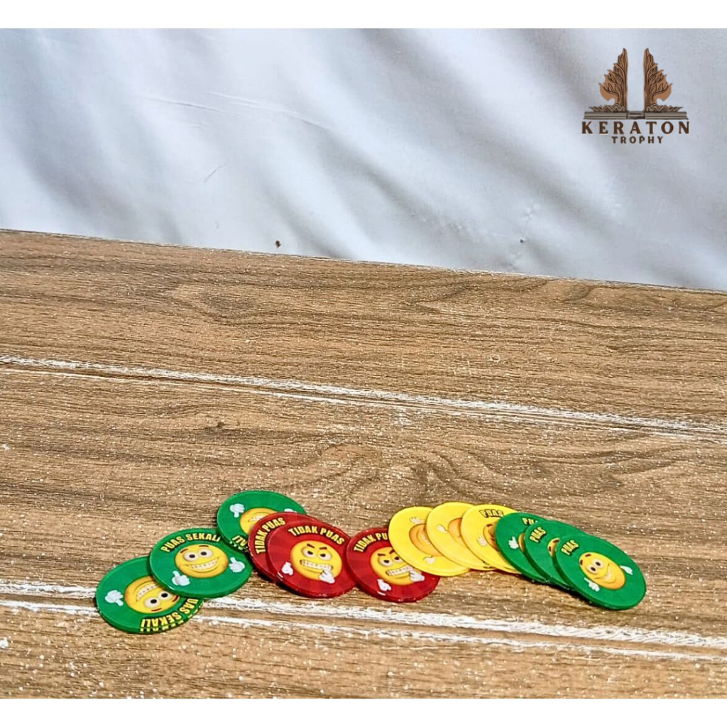 Koin Akrilik kotak saran