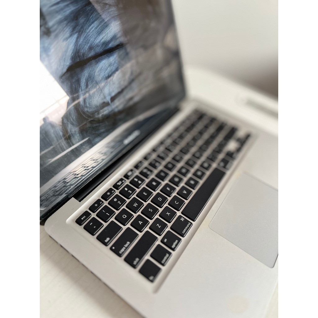 MacBook Pro Mid 2009 MB990LL/A (MATI TOTAL APA ADANYA) BISA NEGO