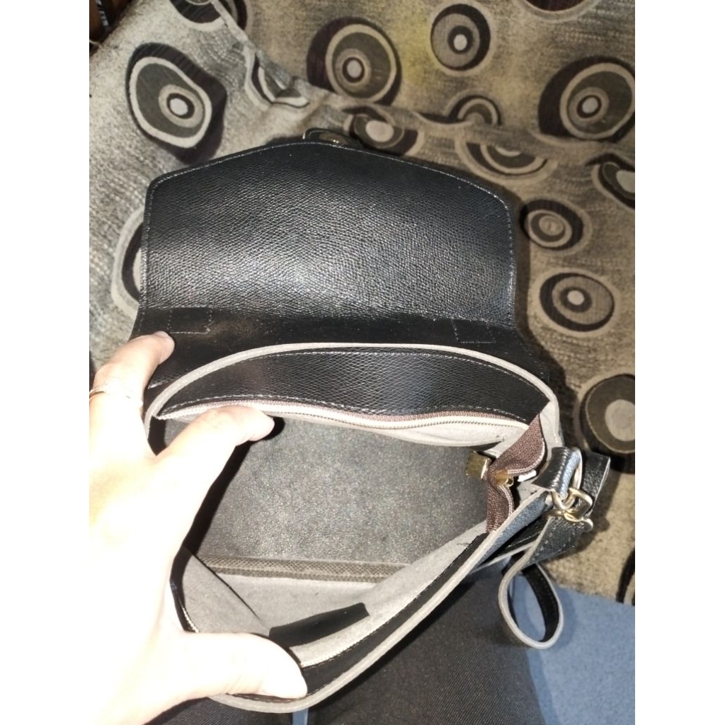 Preloved Sling Bag Kulit