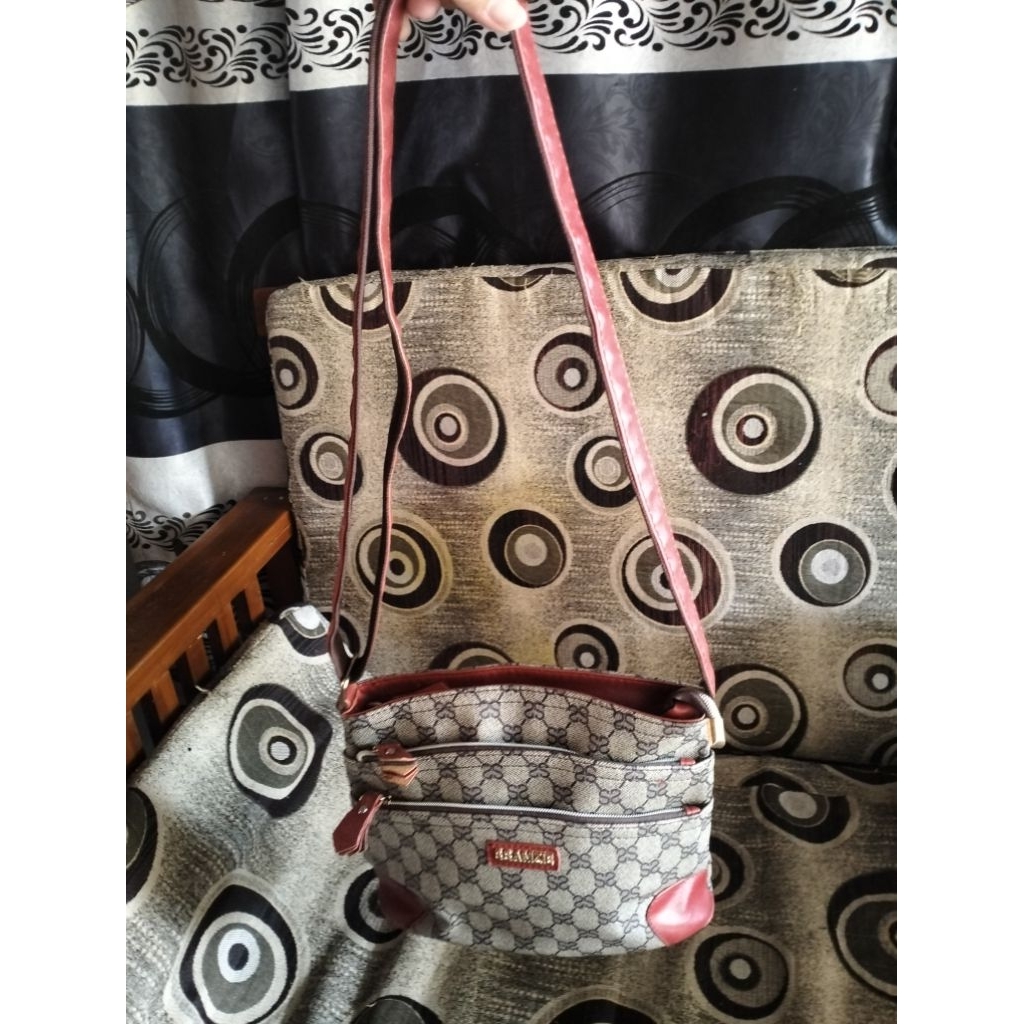Preloved Sling Bag Kulit Ssamzie
