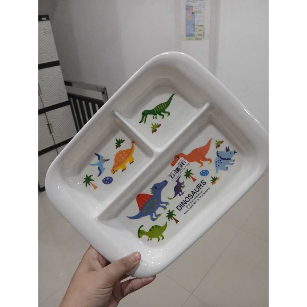 Piring Melamin Sekat 3 Motif Dino / Piring Anak Melamin 3 Kisi / Piring Melamin Dino Anti Pecah / Pi