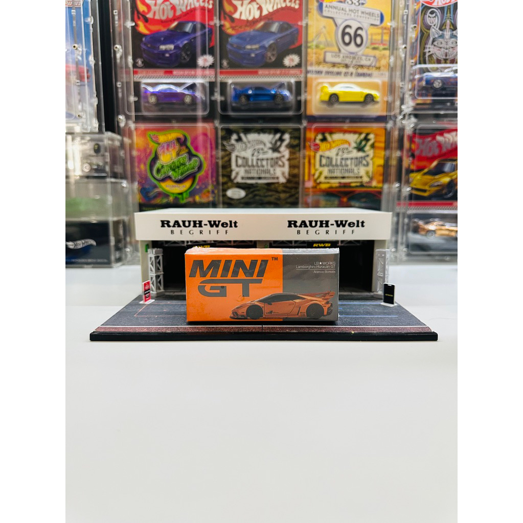 Mini GT No 355 LB Works Lamborghini Huracan GT Arancio Borealis