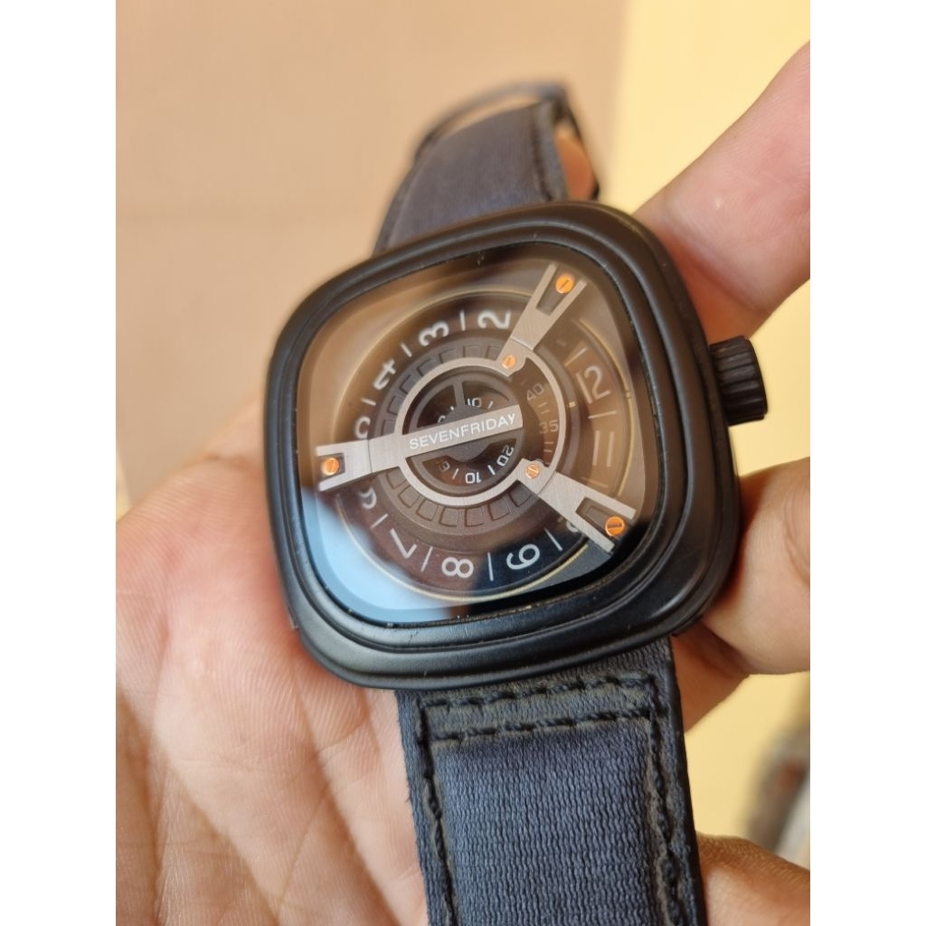 jam tangan sevenfriday