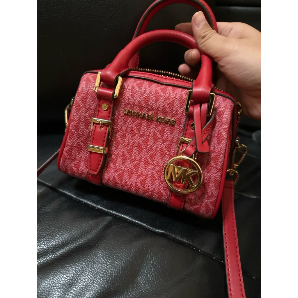 Preloved Michael kors Signature Bedford