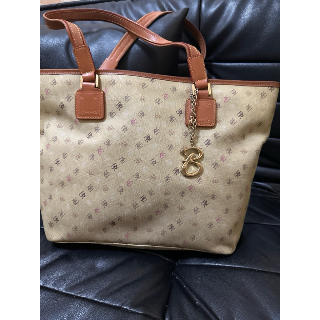 Bonia signature Tote