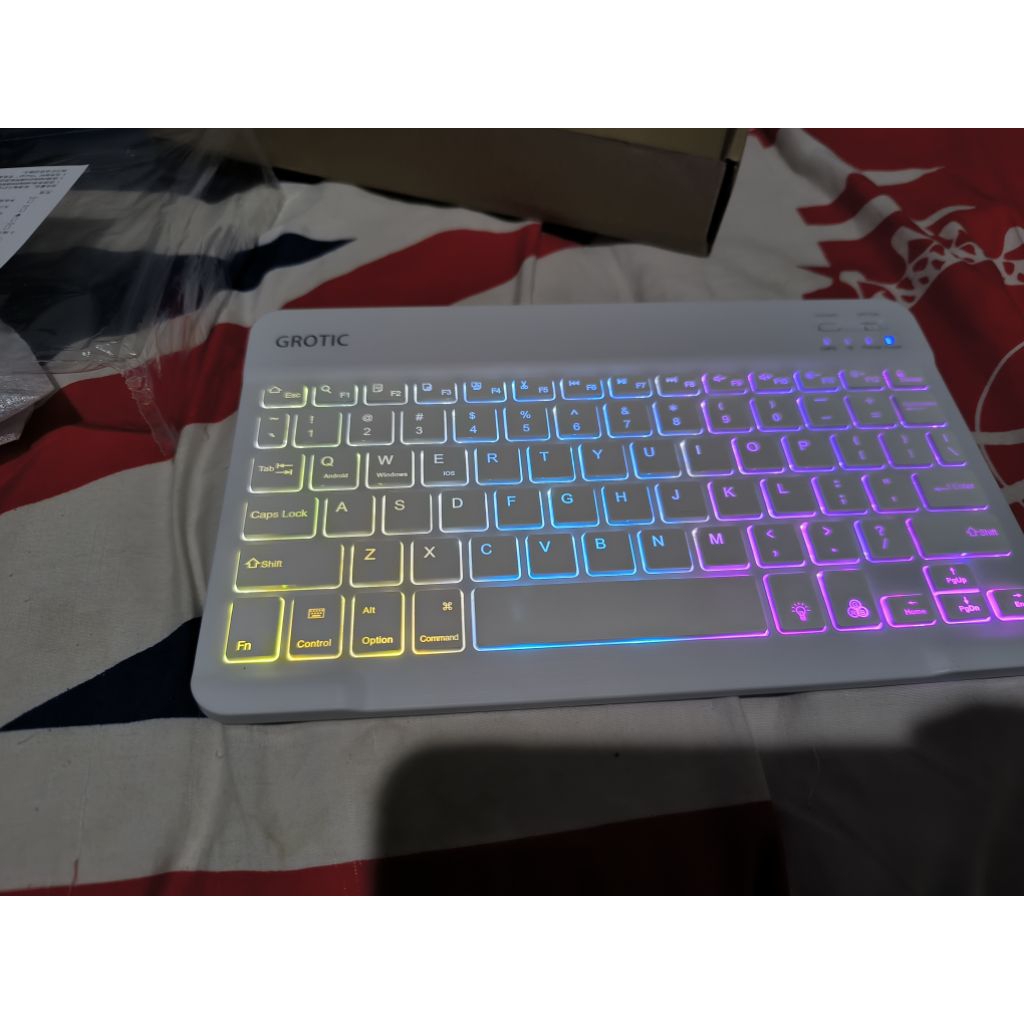 [SECOND] Grotic Keyboard Mouse Set Wireless Bluetooth 10 inch warna Putih LED Second Like New untuk 