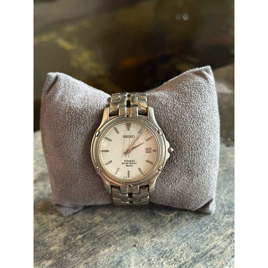 Seiko Titanium kaca Shappire Silver Jam Tangan Bekas Original