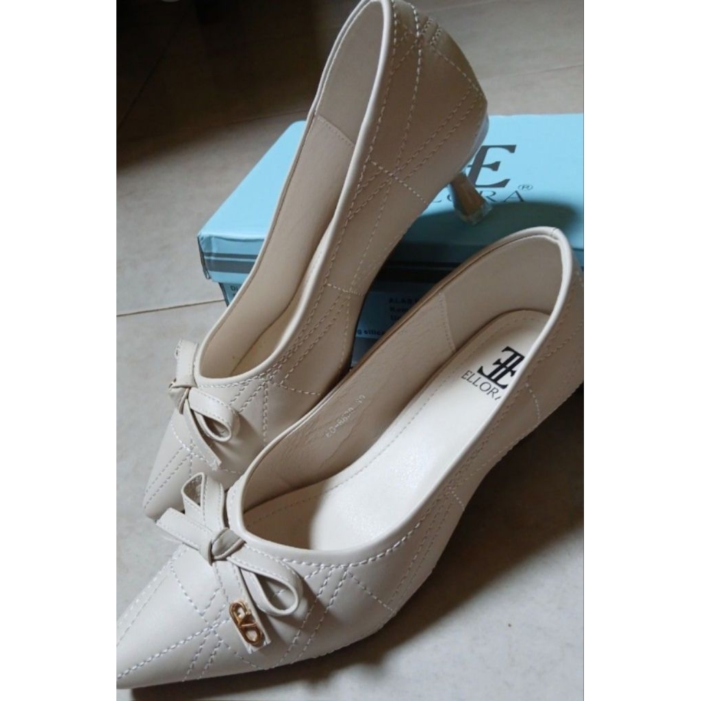 Sepatu Ellora EG-8830 Sepatu Kerja Formal Wanita Heels