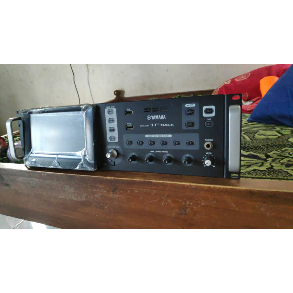 YAMAHA TFRACK / TF RACK Digital mixer Compack Rack Mount Original