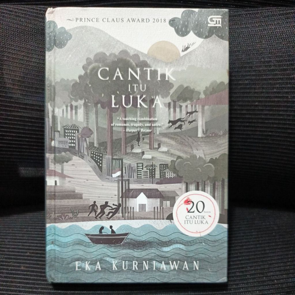 Cantik Itu Luka HC (Hard Cover) - Edisi 20 Tahun - Preloved