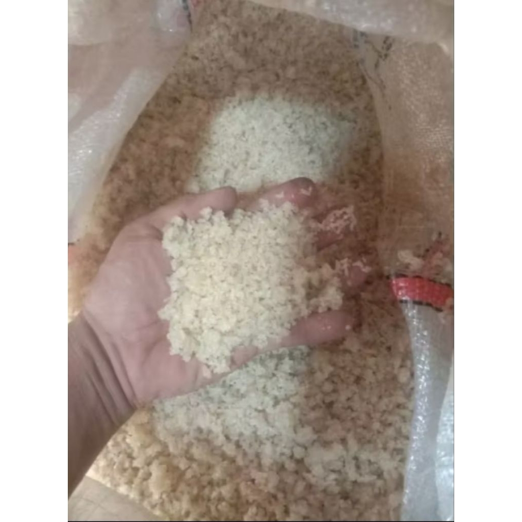 nasi kering / aking 1 kg