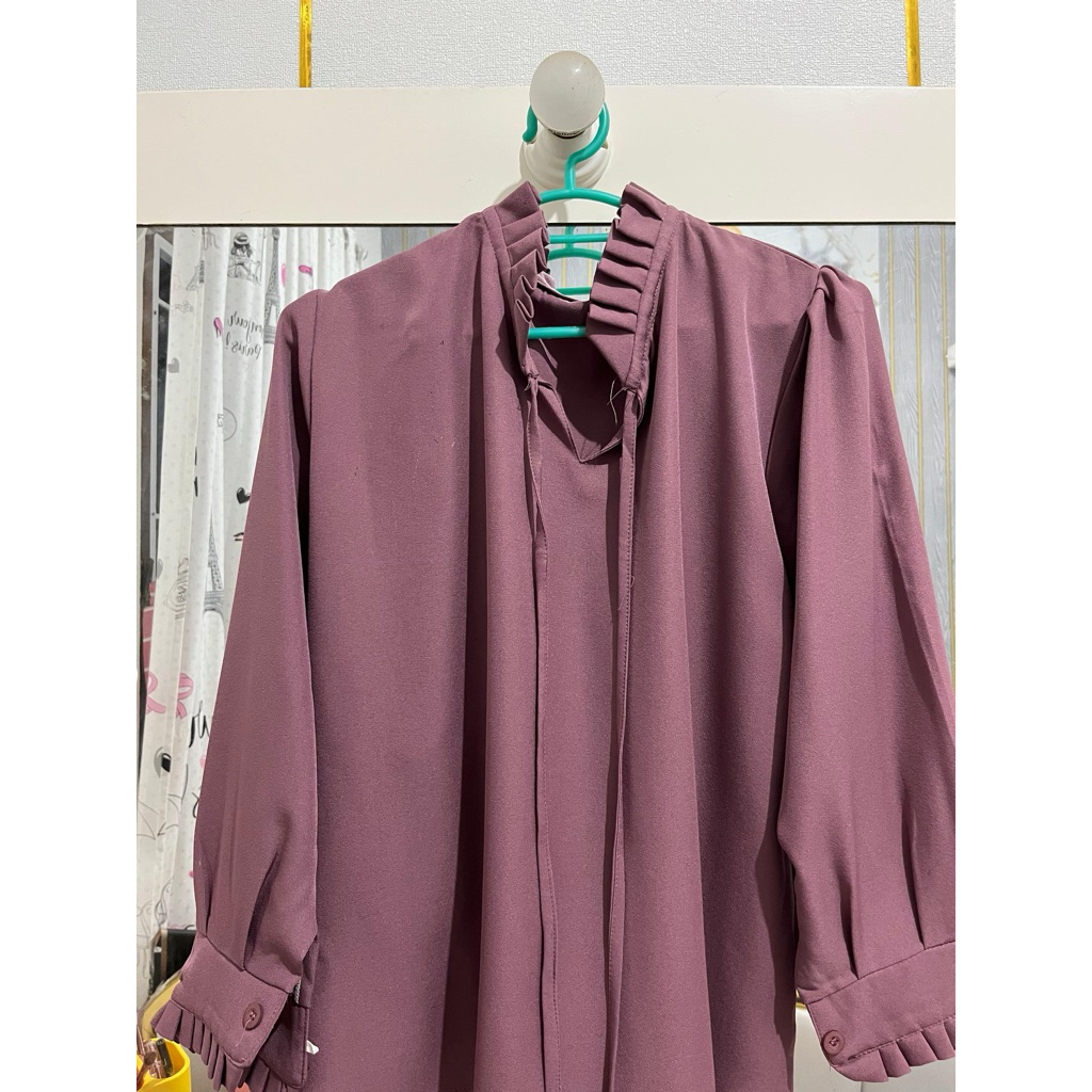Preloved blouse warna mauve
